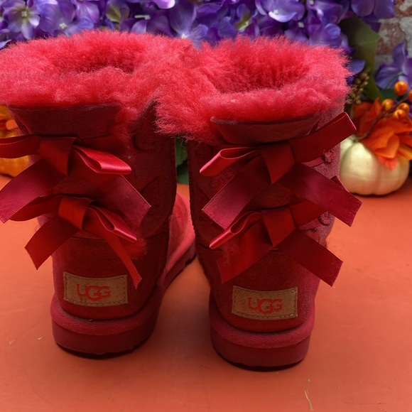 Ugg boots SZ 10 T - Picture 3 of 7